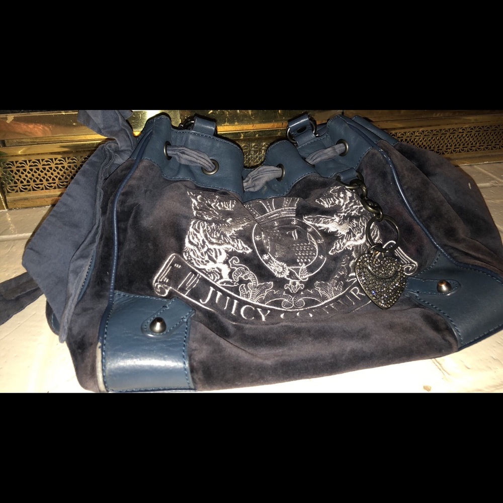 Juicy couture purse — used but still good